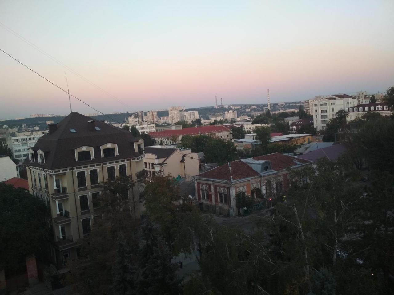 Lighthouse Apartment Chisinau Exterior photo